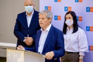 Dacian Cioloș: „Am încredere în Emanuel Ungureanu!“ (P.E.)