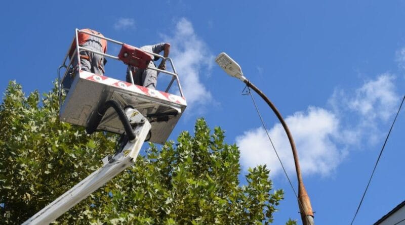 Gherla primește 2 milioane de euro de la UE pentru iluminatul public