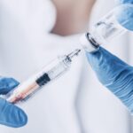 Avertisment din Marea Britanie, imediat după lansarea vaccinării: Cei care au alergii trebuie să evite vaccinul Pfizer- BioNTech. Reacțiile nu au fost observate în timpul testelor