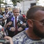 Antena 3, motivarea sentinței pentru Dragnea: „Plătite din bani publici de Protecția Copilului ca să fie secretare lui Dragnea, la partid!” –
