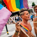 Intoxicarea cu propaganda Homosexuală, calea spre pierzania Europei – CRITICII.RO