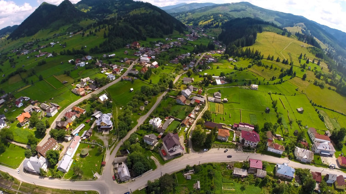 Turism Rural Turismul rural românesc, în declin: pensiunile montane pierd turiști în ...