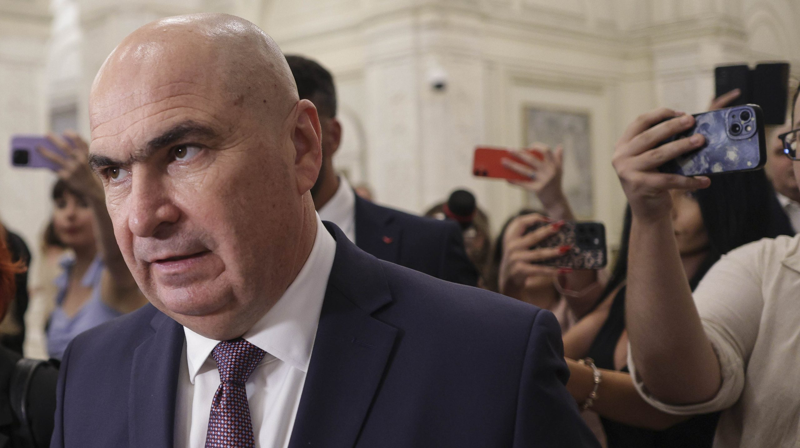 Afirmațiile privind audierea premierului interimar Ilie Bolojan la DNA Iași pe 2 octombrie 2026 î… — verdict APROAPE ADEVĂRAT